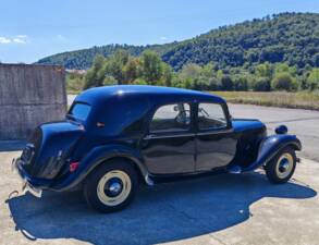 Image 11/47 of Citroën Traction Avant 11 B (1955)