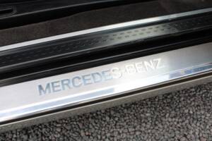 Image 28/50 of Mercedes-Benz SL 320 (2001)