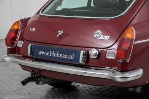 Bild 30/50 von MG MGB GT V8 (1976)