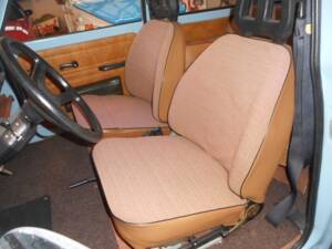 Immagine 12/20 di Trabant 601 S de Luxe (1992)
