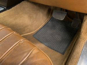 Image 34/50 of Rover 3500 (1975)
