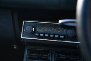 Image 16/29 of Ferrari 308 GTB (1979)