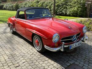 Image 4/9 of Mercedes-Benz 190 SL (1962)