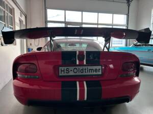 Image 2/22 of Dodge Viper SRT10 (2008)