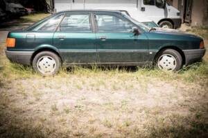 Image 2/18 of Audi 80 1.6 (1990)