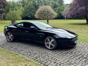 Image 6/30 of Aston Martin DB 9 (2008)