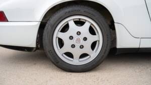 Afbeelding 23/25 van Porsche 911 Carrera 2 (1990)