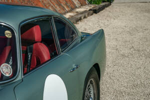 Image 16/39 de Aston Martin DB 4 (1962)