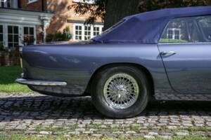 Image 7/30 de Aston Martin DB 6 Volante (1967)