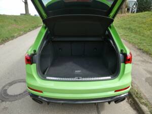 Bild 20/45 von Audi RS Q3 (1900)