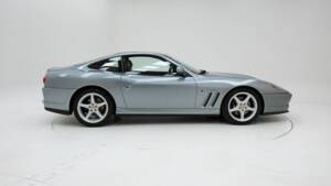 Image 6/15 of Ferrari 550 Maranello (1997)