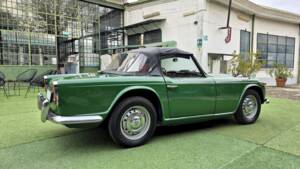 Image 56/66 of Triumph TR 4A IRS (1966)