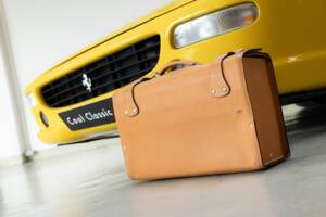 Image 21/36 de Ferrari F 355 Berlinetta (1995)