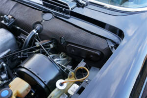 Image 28/50 of Mercedes-Benz 230 SL (1966)