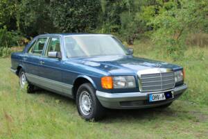 Image 1/51 of Mercedes-Benz 500 SE (1984)