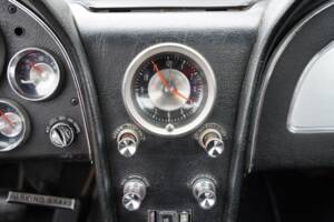 Image 47/50 of Chevrolet Corvette Sting Ray (1963)