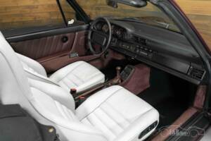 Bild 10/19 von Porsche 911 Carrera 4 (1990)