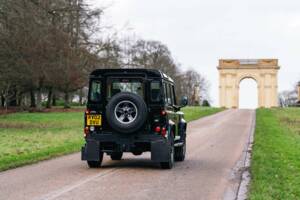 Immagine 8/50 di Land Rover Defender 90 Td5 (2002)