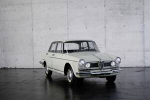 Image 9/48 of Alfa Romeo 2600 Berlina (1962)