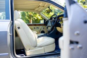 Image 41/50 of Bentley Continental R (1997)