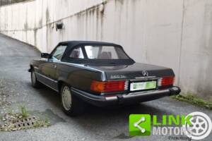 Image 6/10 of Mercedes-Benz 560 SL (1986)