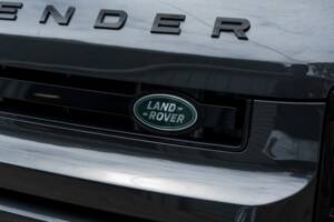 Image 56/61 de Land Rover Defender 110 D200 AWD (2023)