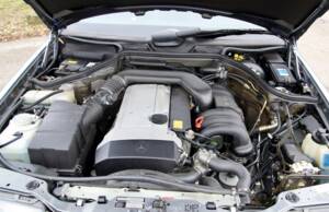 Bild 30/32 von Mercedes-Benz 280 TE (1993)