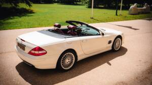 Bild 21/25 von Mercedes-Benz SL 550 (USA) (2007)