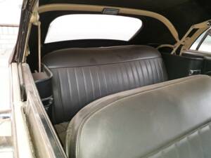 Image 11/27 of Packard Series 2631 (1953)
