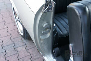 Bild 47/50 von Opel Commodore 2,5 S (1967)