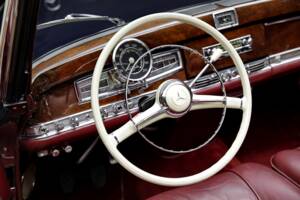 Image 15/23 of Mercedes-Benz 300 Sc Roadster (1956)