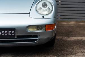 Image 18/60 of Porsche 911 Targa (1996)