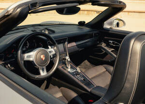Image 10/15 of Porsche 911 Turbo S (2015)