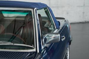 Image 18/50 de Mercedes-Benz 420 SL (1988)