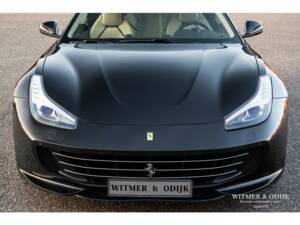 Bild 17/47 von Ferrari GTC4Lusso (2017)