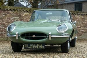 Afbeelding 19/50 van Jaguar E-Type 4.2 (1967)