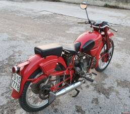 Image 10/12 of Moto Guzzi DUMMY (1952)