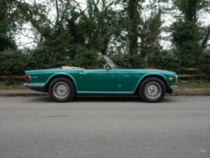 Afbeelding 7/20 van Triumph TR 6 PI (1973)