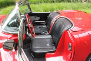 Image 12/21 of Chevrolet Corvette (1959)