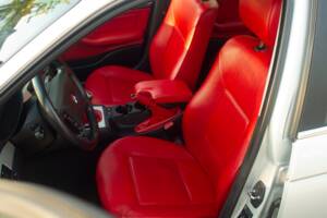 Afbeelding 27/58 van BMW 330i (2002)