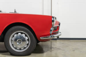 Bild 49/77 von Alfa Romeo 2000 Spider (1961)