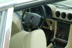 Image 28/50 de Mercedes-Benz 450 SLC 5,0 (1978)