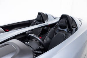 Bild 26/47 von Aston Martin V12 Speedster (2021)