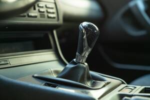 Image 33/41 of BMW 318i (2004)