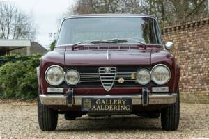 Imagen 24/50 de Alfa Romeo Giulia Nuova Super 1600 (1971)