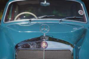 Image 12/50 of Mercedes-Benz 220 a (1956)