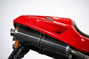 Bild 31/50 von Ducati 916 (1994)