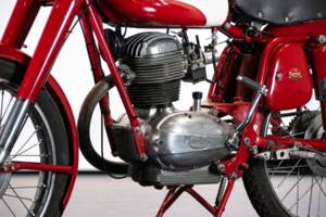 Bild 39/50 von Mondial 175 Turismo Veloce (1956)