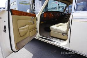 Image 12/34 of Rolls-Royce Silver Shadow I (1968)