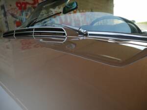 Afbeelding 23/30 van Mercedes-Benz 230 SL (1966)